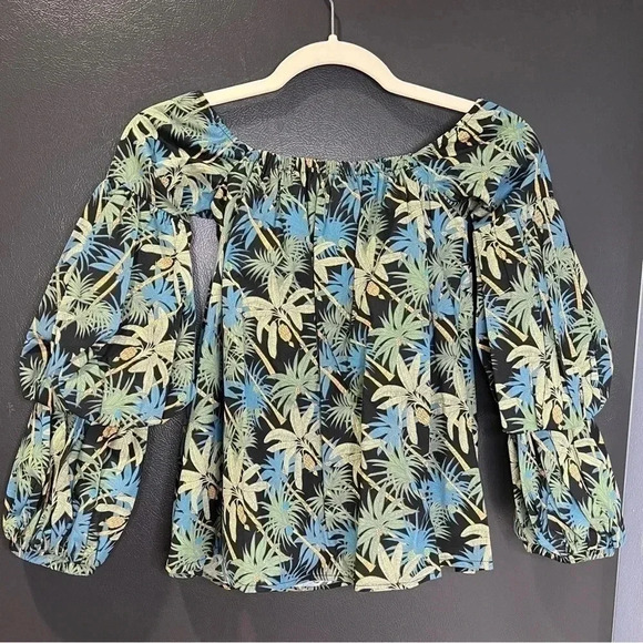 REVOLVE x Petersyn Lily Off the Shoulder Tropical Print Cotton Top Size XS - Picture 6 of 12